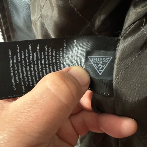 Guess faux leather Bomber jacket - Large - Picture 13 of 13